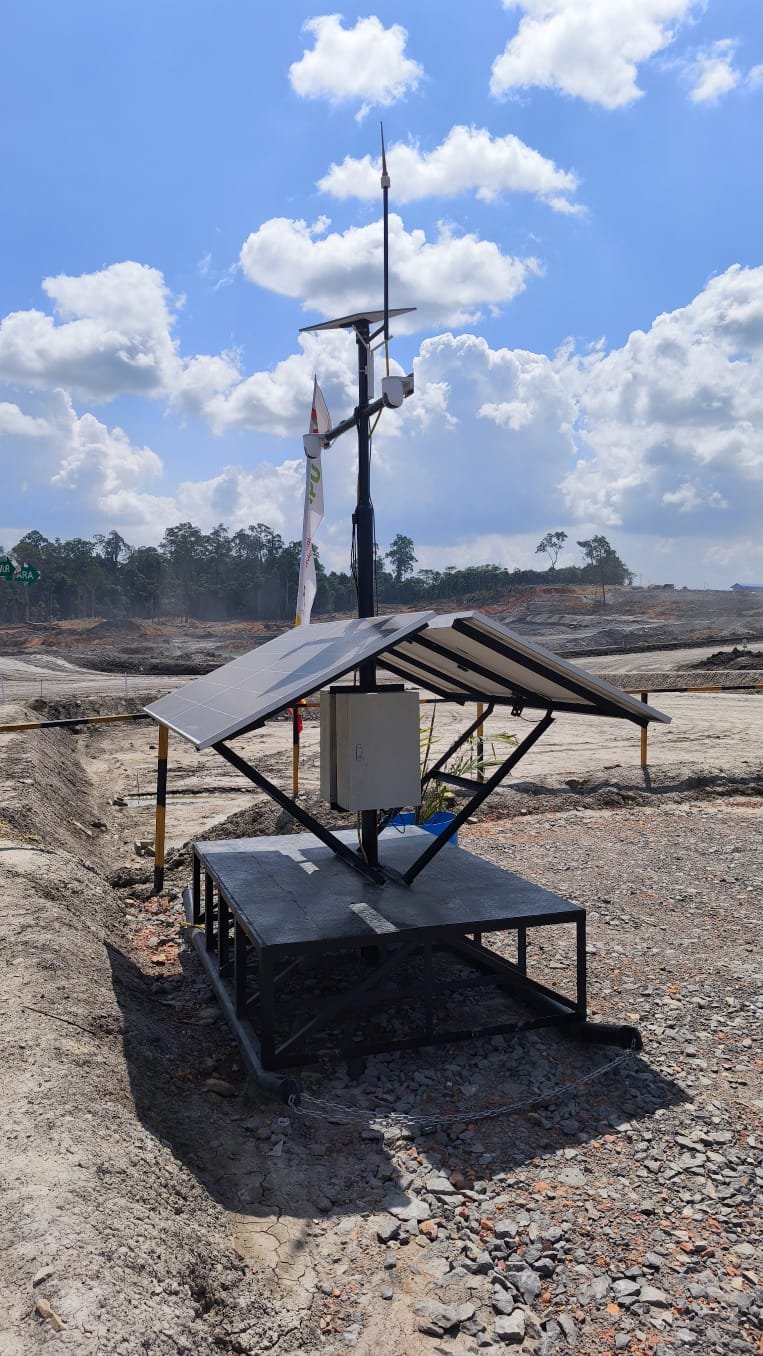 Kamera Pemantauan Mobile Skid Bertenaga Surya untuk Lokasi Eksplorasi Tambang — Foto 3